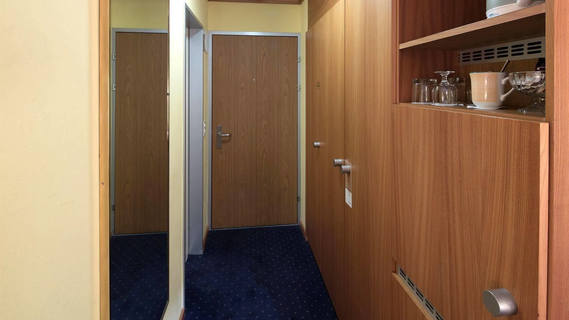 Stay@Zurich Airport Opfikon-Glattbrugg Hotel